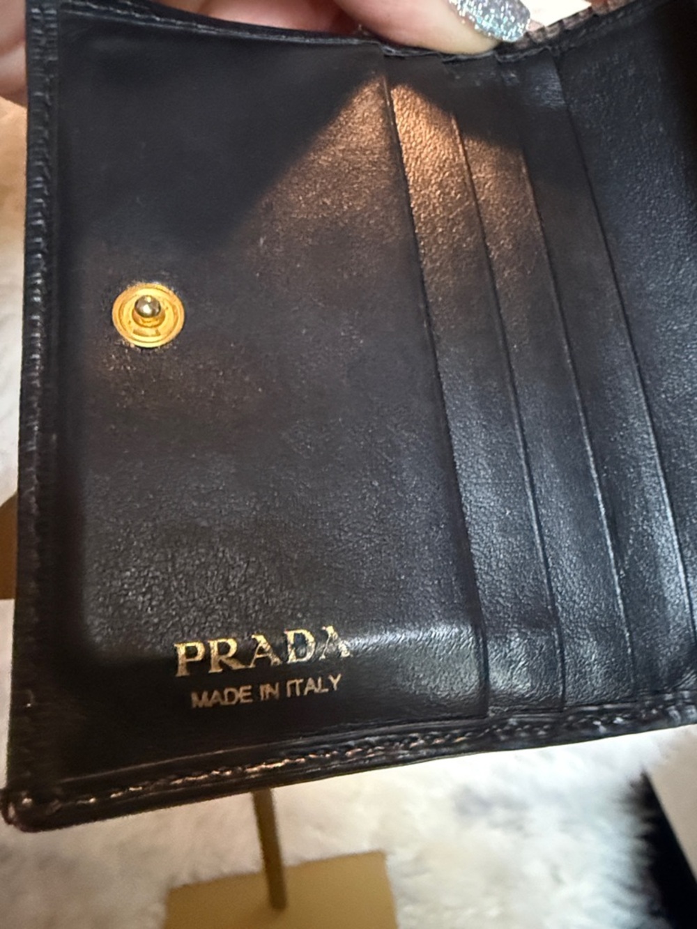 Prada Black Textured Leather Compact Wallet with Gold Logo - Picture 3 of 5